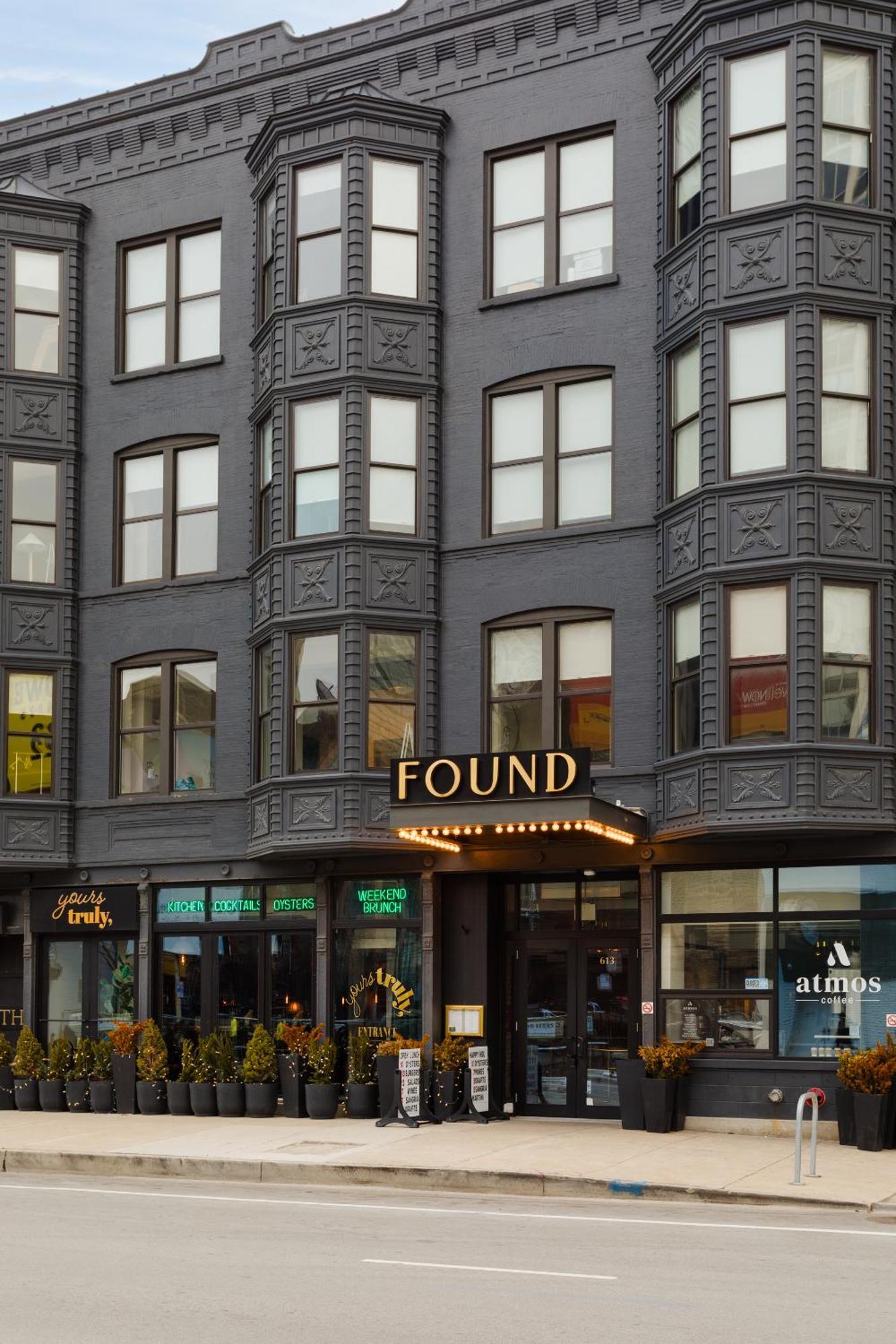 Found Hotel Chicago River North Экстерьер фото