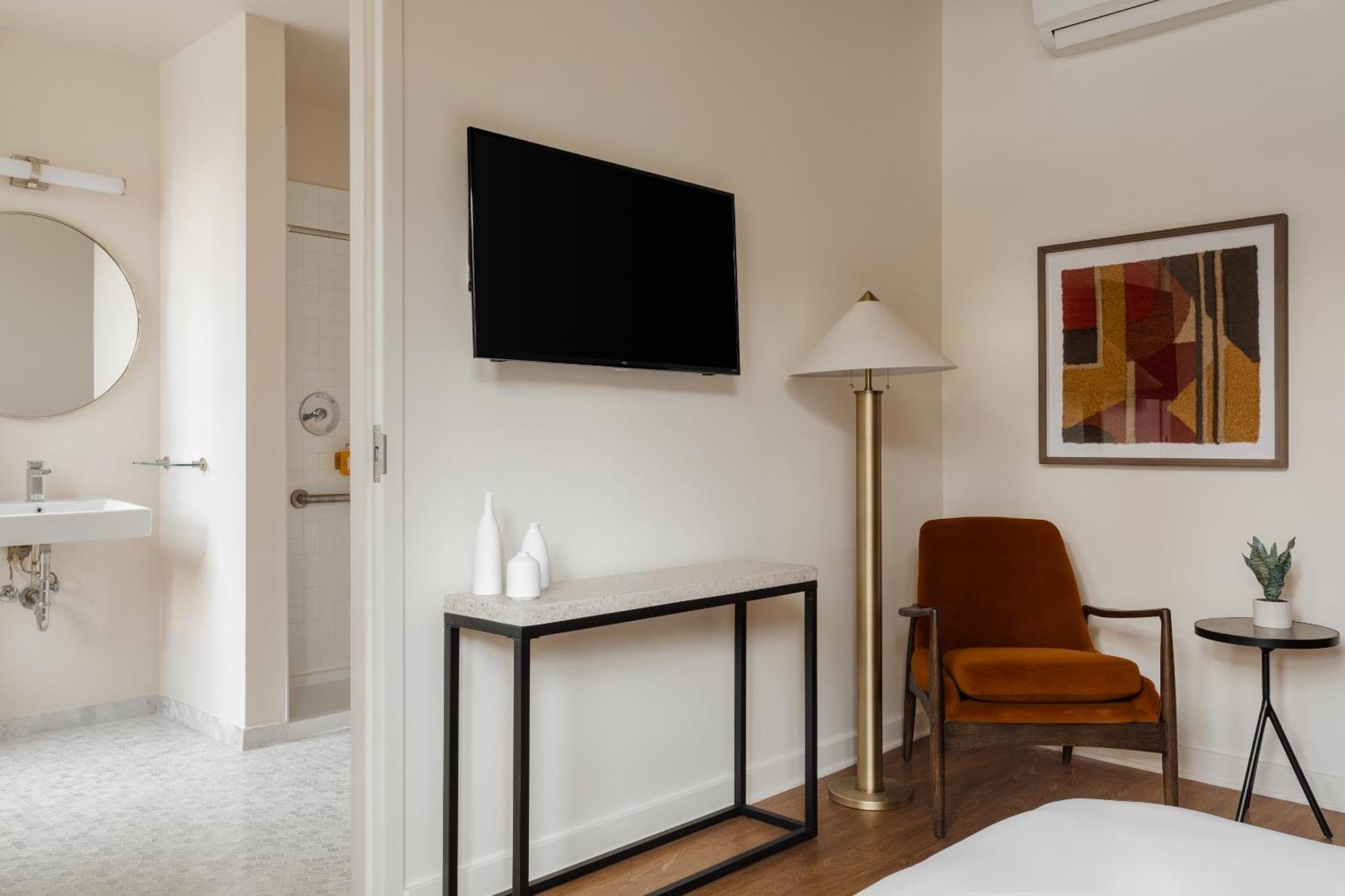 Found Hotel Chicago River North Экстерьер фото