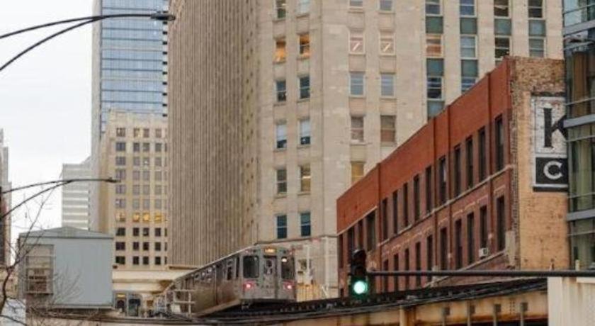Found Hotel Chicago River North Экстерьер фото
