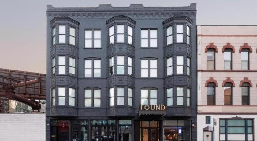 Found Hotel Chicago River North Экстерьер фото